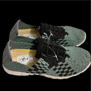 ON HOLD FOR NOW TEXTILE ATHLETIC SHOES